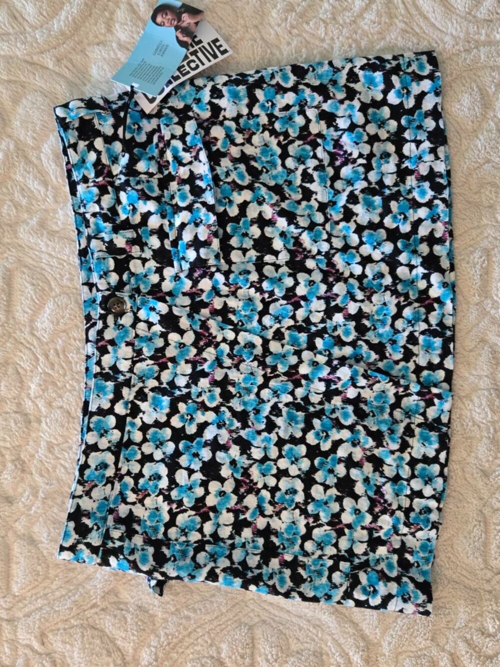 NWT Future Collective Gabrella Johnson Floral Wrap Mini Skirt Size 14